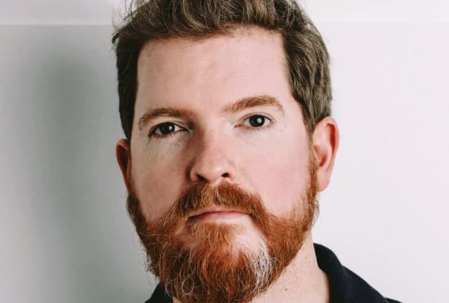 John Smith - Directeur Technique